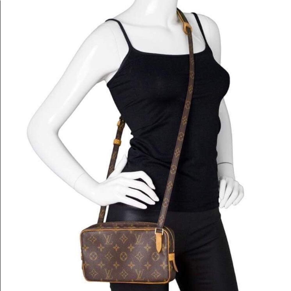 Authentic preowned lv crossbody Monogram